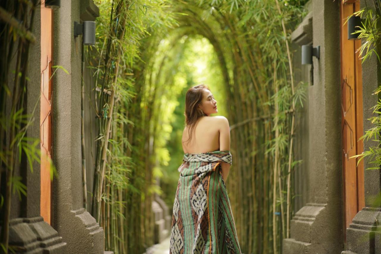 Puri Keraton Seminyak Villa Exterior foto